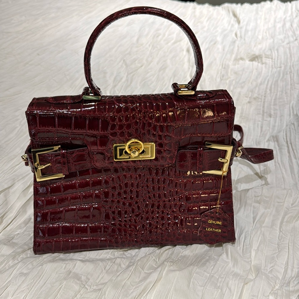 Muska Milano Italian leather handbag brand new still with plastic covering label